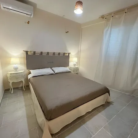 Seaside Temporary House Apartment Leporano Exterior photo